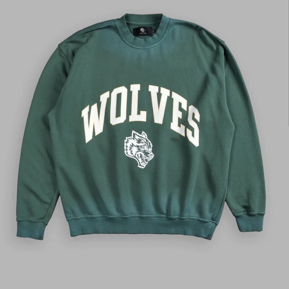 BNWT Darc Sport Loyalty London Unisex Crewneck in Hunter Green Driftwash
